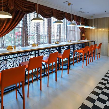 Maison New Century Tongxiang Екстериор снимка