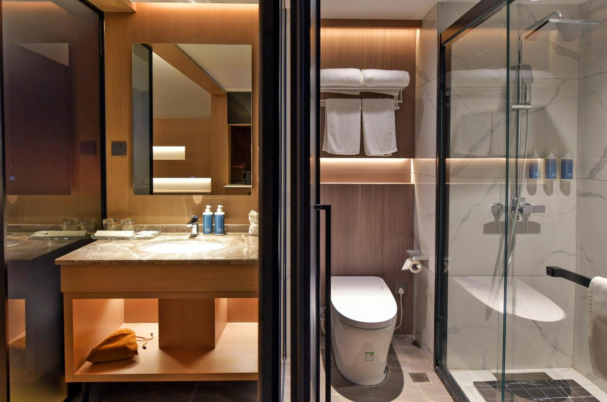 Maison New Century Tongxiang Екстериор снимка